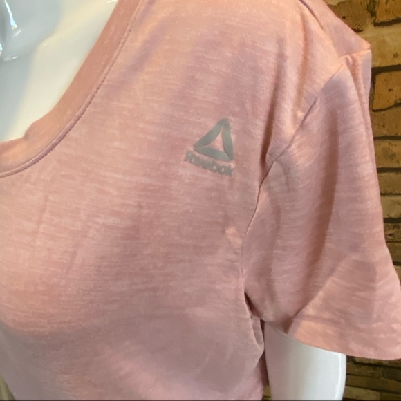 Size XL Reebok Tee - Picture 2 of 3